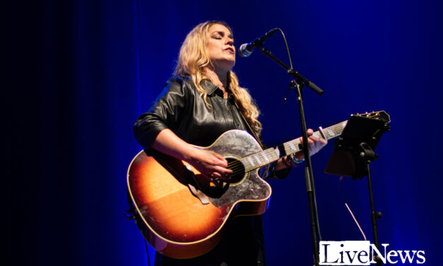 Alexandra Jardvall and The Swe Street Band på Flygeln i Norrköping.